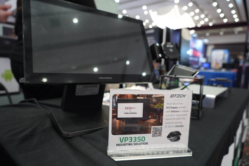 ID TECH VP3350 VESA Flat Key Locking Mount for Volcora Dual Screen POS